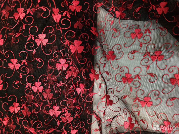 Ткань. Вышивка вискозой по сетке