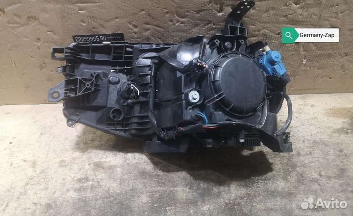 Фара левая/правая Nissan Cube Z12 ксенон