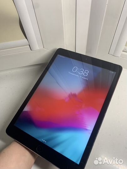 iPad Air 32gb рабочий Cellular