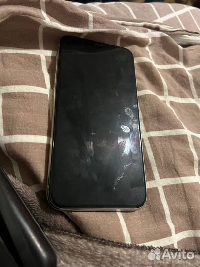 iPhone 11 Pro, 64 ГБ