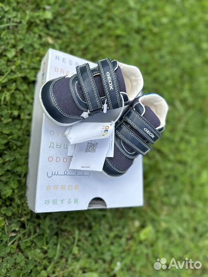 Кроссовочки Geox для малыша 19 рр