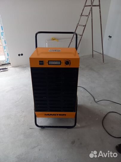 Осушитель воздуха master DH 92 4BB