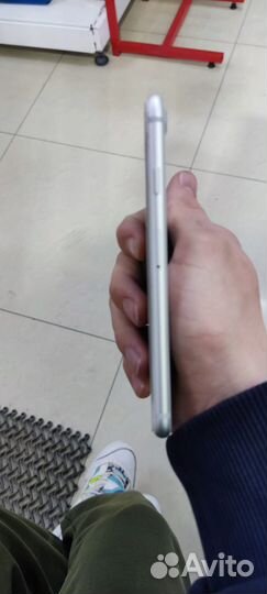 iPhone 8, 256 ГБ