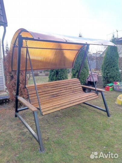 Качели уличные