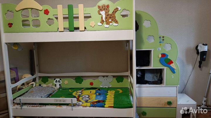 Двухъярусная кровать бу