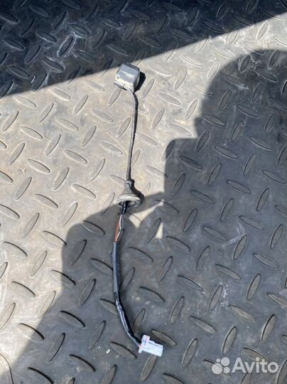 Штатная камера заднего вида toyota camry 40