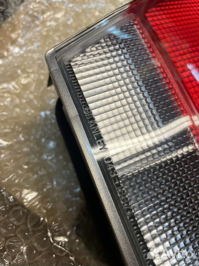 Фонарь задний внутренний Mazda 626