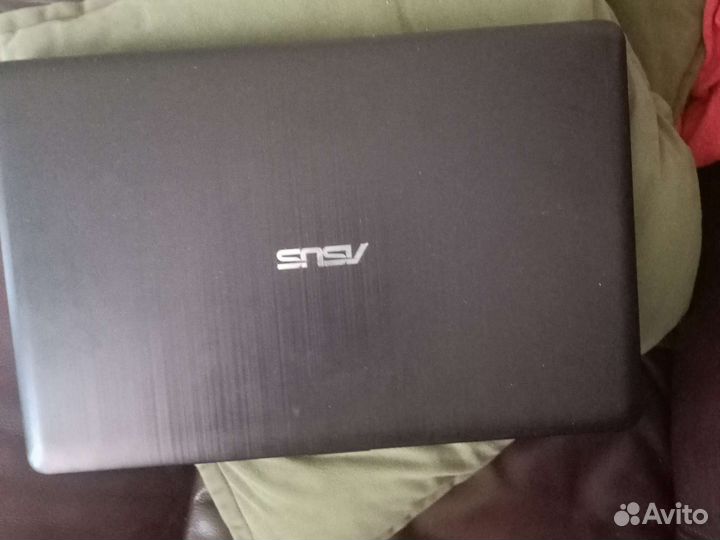 Ноутбук asus