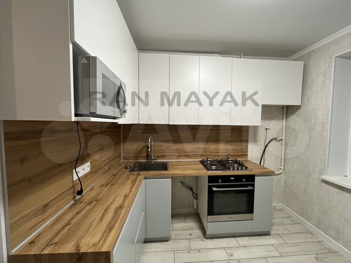 2-к. квартира, 52,2 м², 4/9 эт.