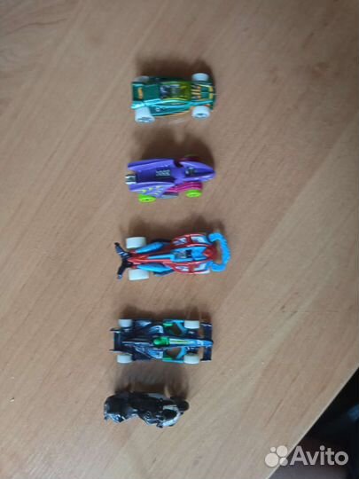 Hot wheels машинки