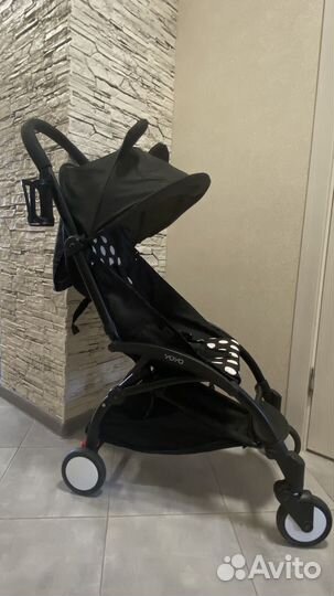 Прогулочная коляска yoya