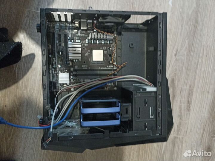 Материнская плата с процессором