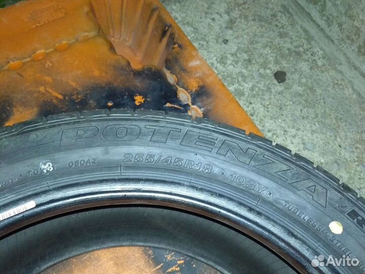 Bridgestone Potenza RE050A 255/45 R18 103Y