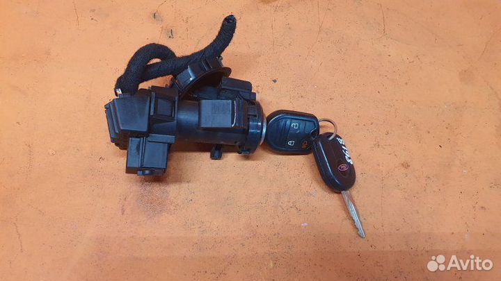 Замок зажигания Ford Explorer U502 3.5 2011