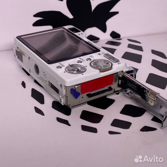 Фотоаппарат Sony Cyber-shot DSC-W80