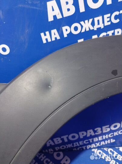 Накладка на дверь Chevrolet Niva внедорожник 2123