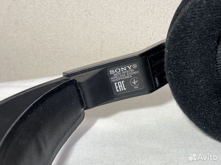 Беспроводные наушники sony