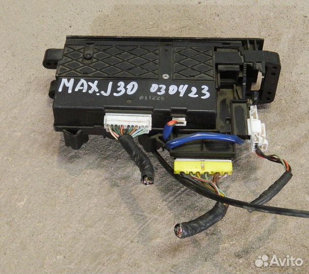 Блок управления печкой Nissan Maxima J30