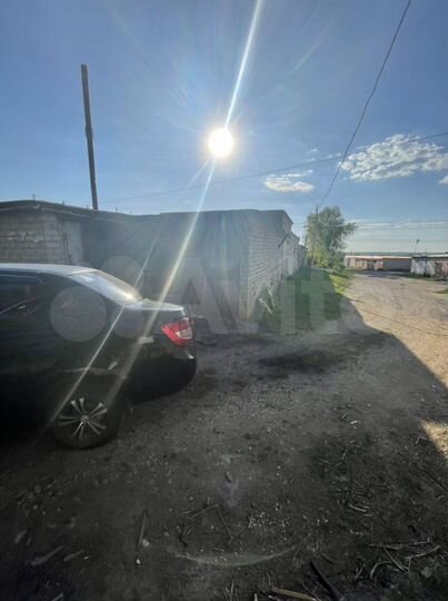 Гараж, > 30 м²