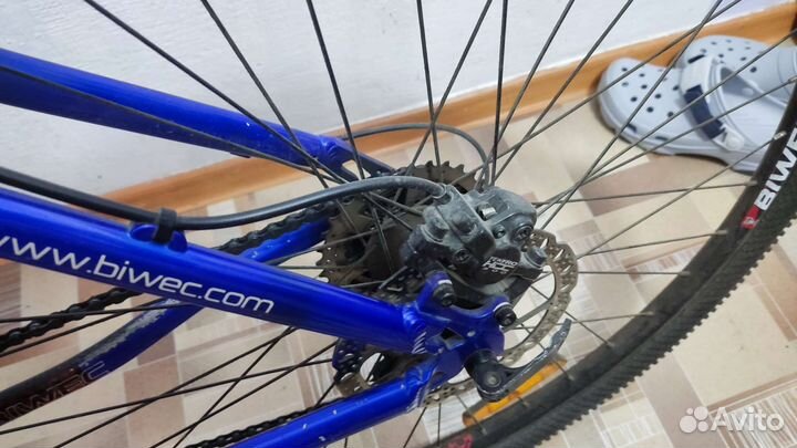 Продам горный велосипед biwec