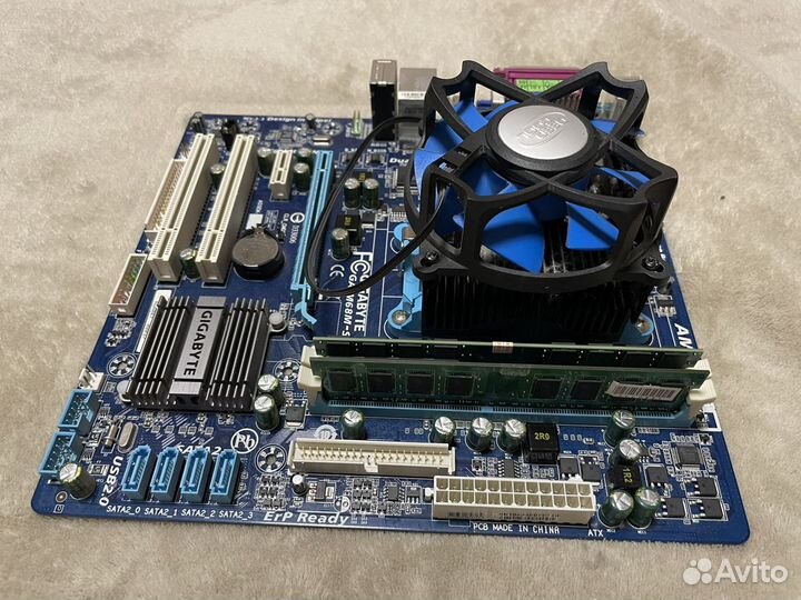 Материнская плата