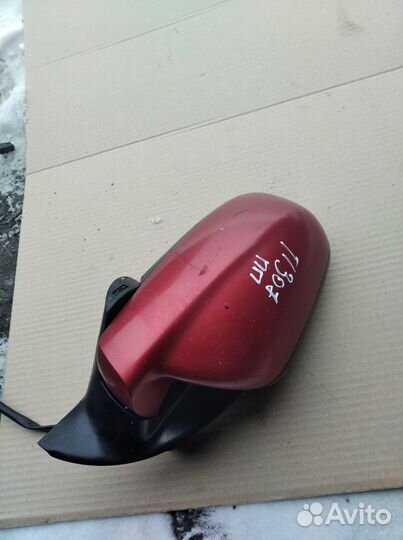 Зеркало переднее правое Пежо 307