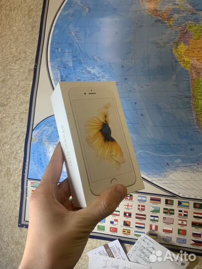 Коробка для iPhone