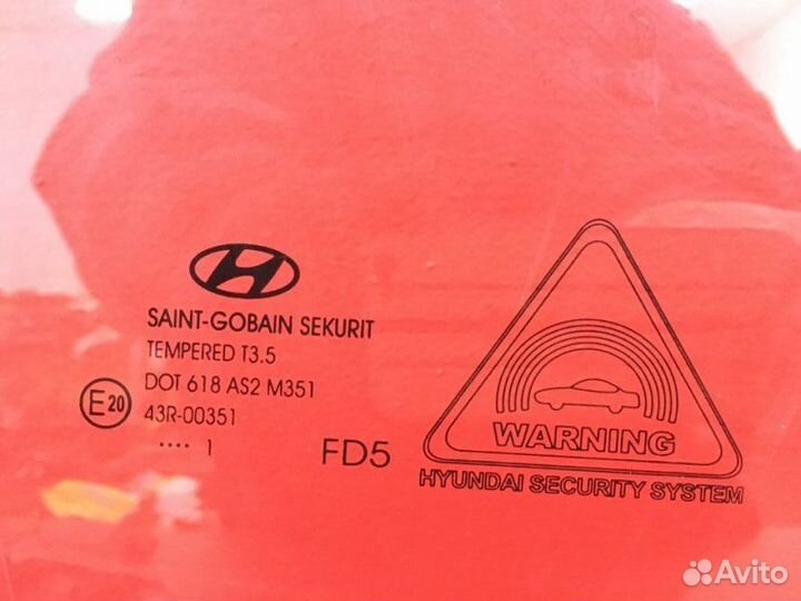 Стекло двери переднее правое Hyundai I30 FD G4FA