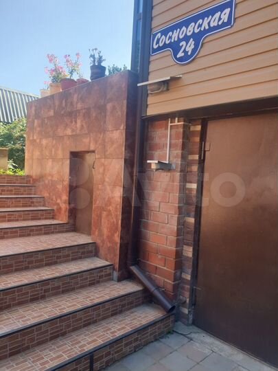 Дом 200 м² на участке 9 сот.