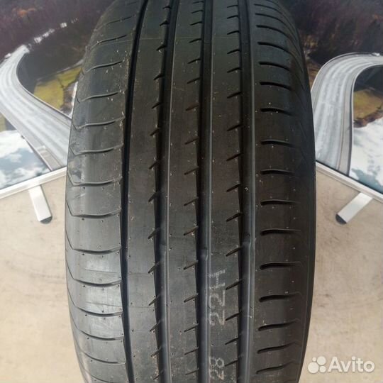 Yokohama Advan Sport V105T 255/50 R19 107Y