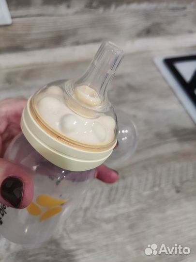 Бутылочка Medela с соской calma