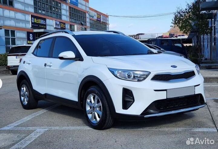 Kia Stonic 1.4 AT, 2020, битый, 61 000 км