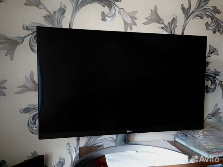 Монитор LG 27 дюймов