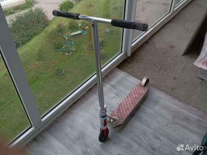 Самокат трюкавой кастом