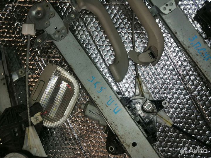 Стеклоподъемник передний Subaru Impreza GH3