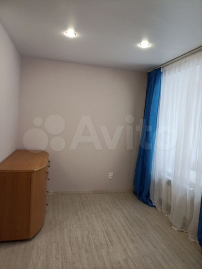 Комната 18 м² в 5-к., 1/2 эт.