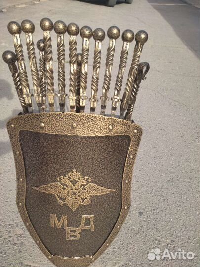 Шампура с подставкой (в виде мвд)