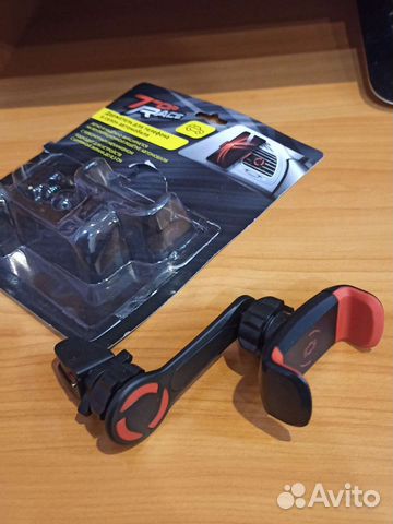 Держатель для телефона в машину