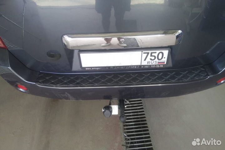 Фаркоп (тсу) на Nissan Pathfinder (R51) 2004-2014