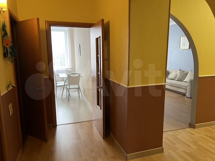 2-к. квартира, 62 м², 4/8 эт.