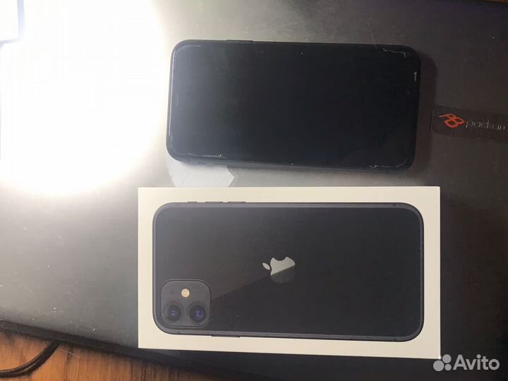 Телефон iPhone 11