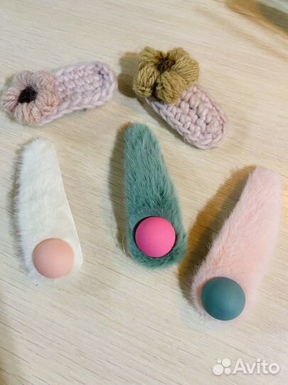 Заколки пушисты новые