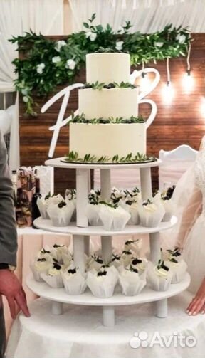Подставка для свадебного торта. Этажерка. Тортница