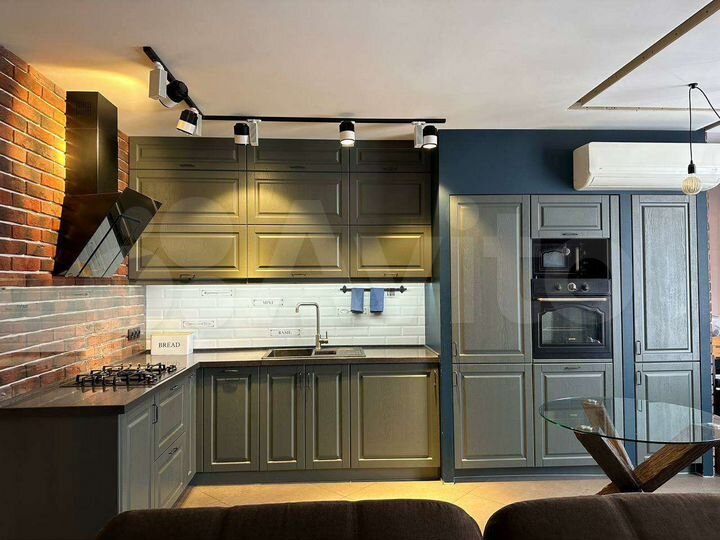 2-к. квартира, 70 м², 8/12 эт.