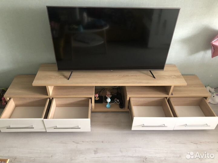 Тумба (полка ) под тв