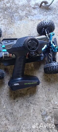 Машина на радиоуправлении 1 10