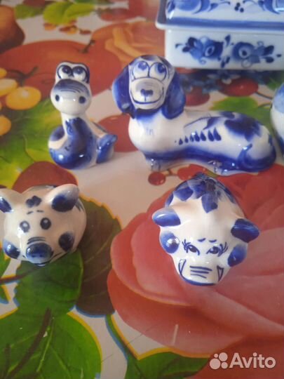 Фигурки гжель
