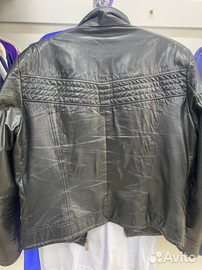 Кожаная куртка мужская 50 52 черная