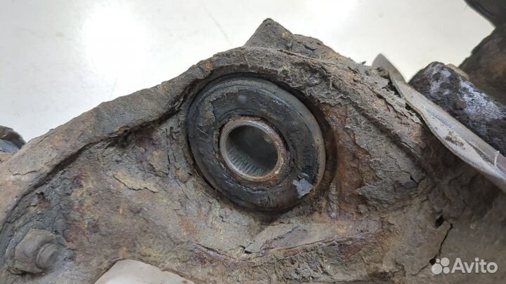 Ступица (кулак, цапфа) правая задняя Volvo XC90