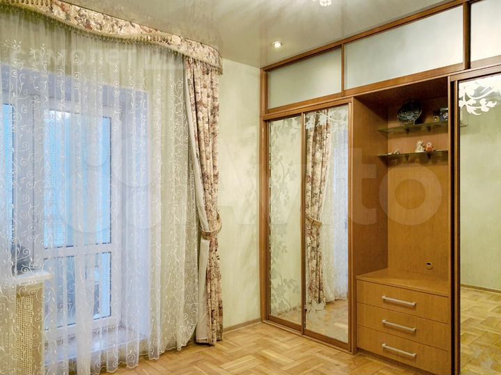 3-к. квартира, 83,4 м², 2/4 эт.